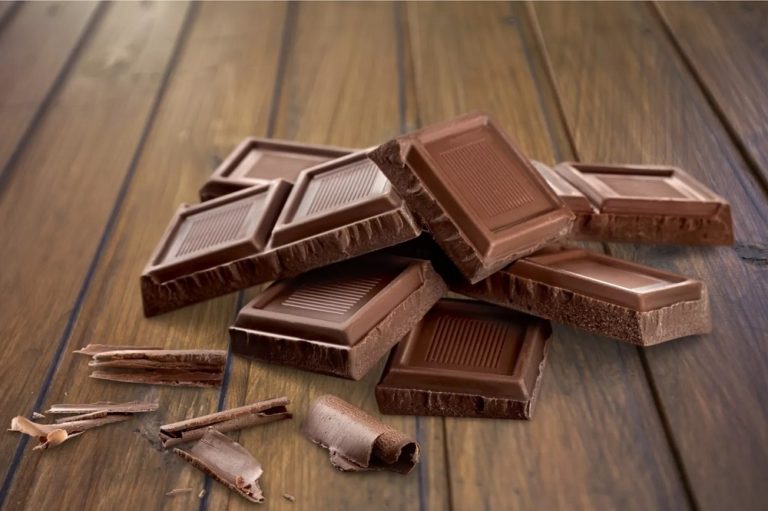 Quelle est la durée de conservation du chocolat au lait ? Expirata.fr
